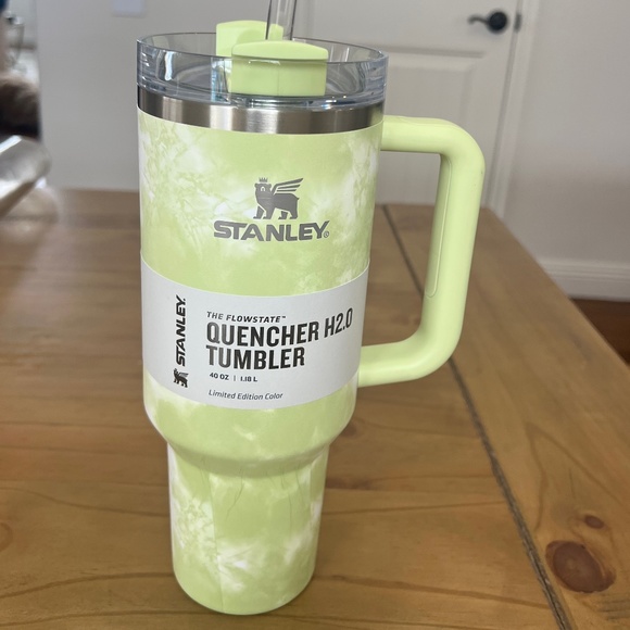 Stanley: 40 oz. Limited edition citron die dye - Picture 1 of 3